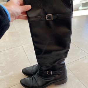 VGUC Frye riding boots size 5.5